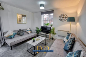 The Sale Symphony Suite by Parydise Properties - Perfect for Business & Leisure - Sleeps 6